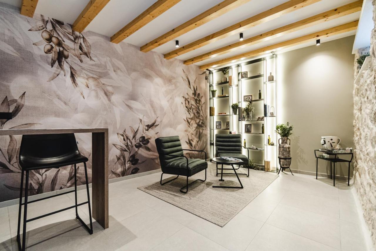 Amoretta Rooms 希贝尼克 外观 照片